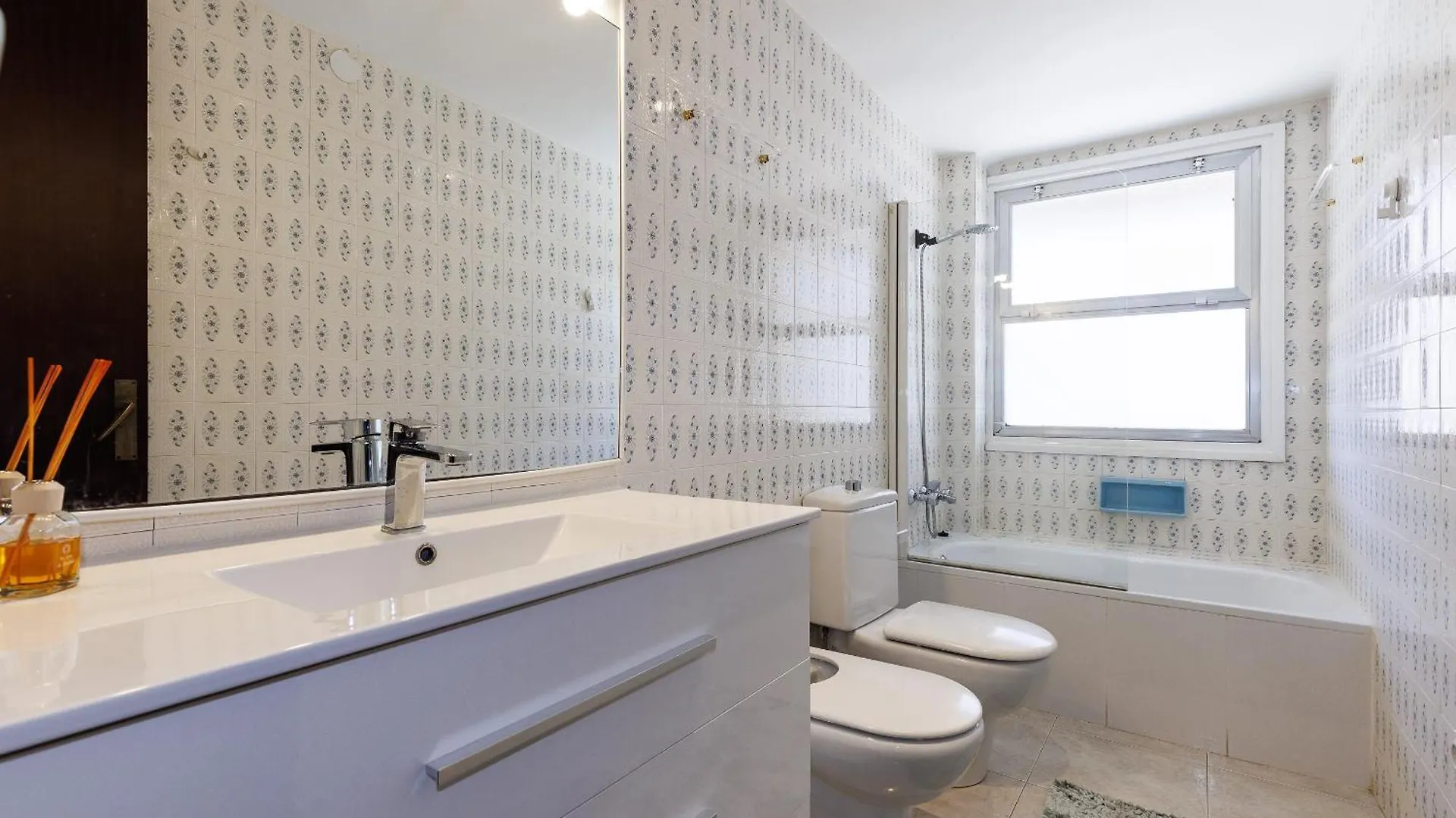 Uhc Capote Family Apartments Salou