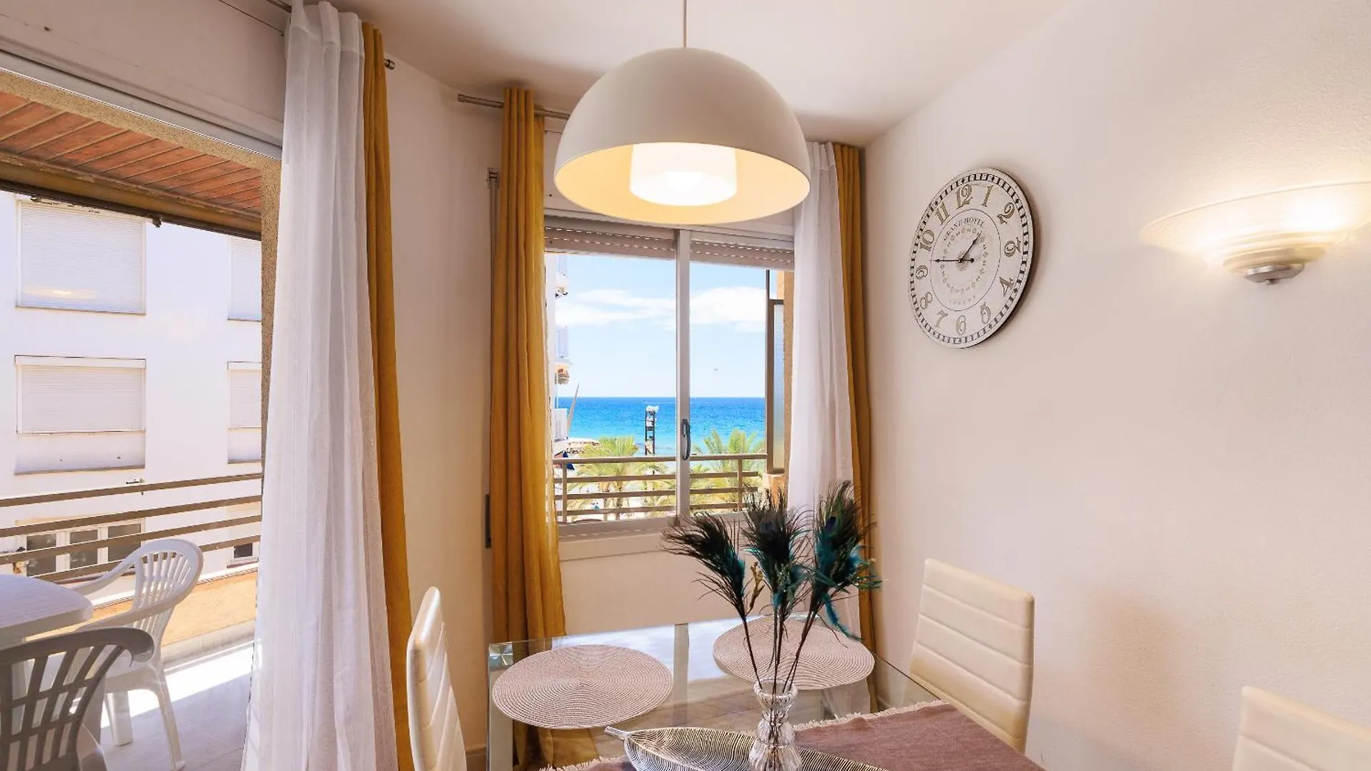 Uhc Capote Family Apartments Salou