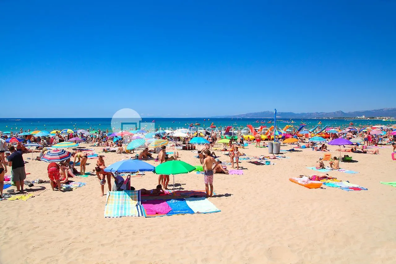 Uhc Capote Family Apartments Salou